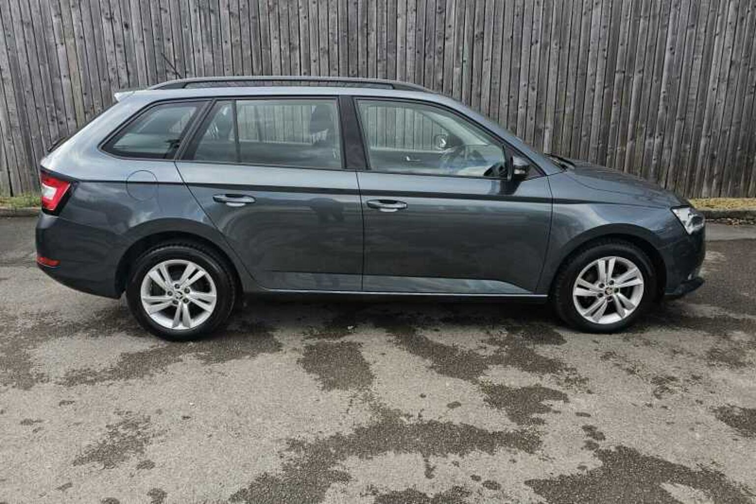 SKODA Fabia 1.0 TSI (95ps) SE Drive 5-Dr Estate