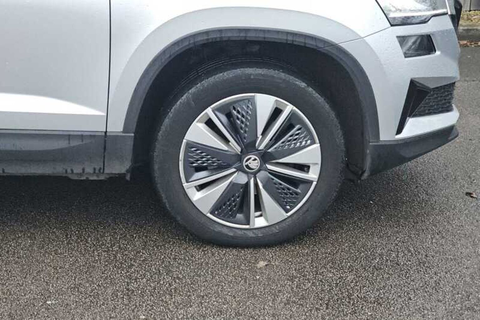 SKODA Karoq SUV 1.0 TSI (110ps) SE Drive