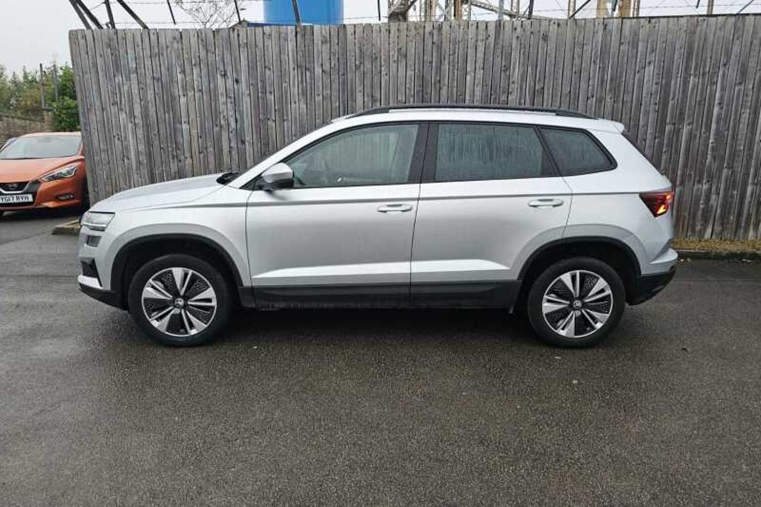 SKODA Karoq SUV 1.0 TSI (110ps) SE Drive